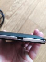 Лот: 15775396. Фото: 7. Смартфон Asus Z010DA. Пошарпан...