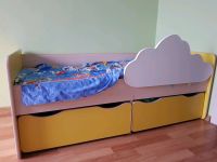 Лот: 12574792. Фото: 2. Кроватка детская желтая с матрацем. Детская мебель