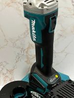 Лот: 20675361. Фото: 2. Ушм Аккумуляторная Makita Charger... Инструмент и расходные