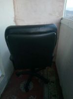 Лот: 9994483. Фото: 4. Кресло офисное, черное, под перетяжку... Красноярск