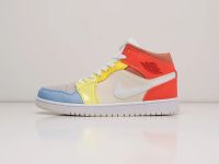 Лот: 18945869. Фото: 2. Кроссовки Nike Air Jordan 1 Mid... Мужская обувь