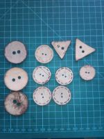 Лот: 12595180. Фото: 2. Большие кокосовые пуговицы. Вязание, шитье