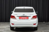 Лот: 24005055. Фото: 6. Hyundai Solaris 2012