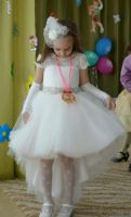 Лот: 11324965. Фото: 2. Выпускное платье на девочку. Одежда и аксессуары