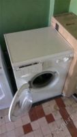 Лот: 2863567. Фото: 3. Стиральная машина indesit WG824T. Бытовая техника