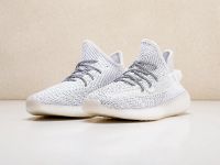 Лот: 17269437. Фото: 2. Кроссовки Adidas Yeezy 350 Boost... Мужская обувь