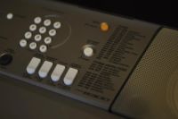 Лот: 5369254. Фото: 2. Синтезатор Yamaha PSR R300. Музыкальные инструменты
