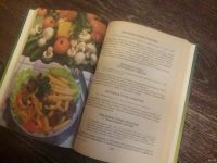 Лот: 17660825. Фото: 3. Книга "Лучшие блюда из овощей... Литература, книги