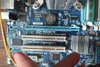 Лот: 5864110. Фото: 4. Материнка GigaByte GA-H61M-D2H-USB3... Красноярск