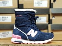 Лот: 12628807. Фото: 2. Сапожки New Balance. Женская обувь