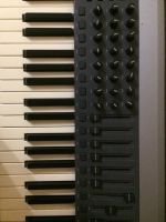 Лот: 11110613. Фото: 2. MIDI-клавиатуру M-Audio Keystation... Музыкальные инструменты