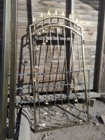 Лот: 16134756. Фото: 2. Калитка с элементами ковки. Срубы и конструкции