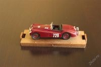 Лот: 1591994. Фото: 2. 1:43 r103 jaguar xk 120 (brumm... Моделизм
