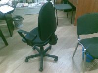 Лот: 1490514. Фото: 2. кресло офисное на колесах. Офисная мебель и домашние кабинеты