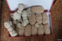 Лот: 9891374. Фото: 7. нитки бежевые для вязания, одним...