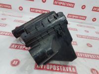 Лот: 21090520. Фото: 3. Корпус воздушного фильтра Toyota... Авто, мото, водный транспорт