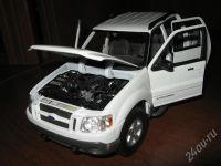 Лот: 720951. Фото: 3. Модель Ford Explorer. Коллекционирование, моделизм