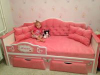 Лот: 14011474. Фото: 2. Кровать-диванчик для девочки в... Детская мебель