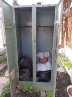 Лот: 16014344. Фото: 2. Шкаф металлический двух створчатый. Специализированная мебель