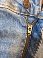Лот: 22162104. Фото: 14. Женские джинсы Levis 721 HIGH...