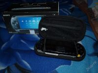 Лот: 799869. Фото: 2. psp fat +чехол +флэшка 2 гига... Игровые приставки, консоли, видеоигры