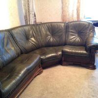 Лот: 8935294. Фото: 2. Кожаный диван. Мягкая мебель