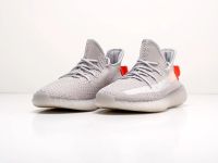 Лот: 16179776. Фото: 2. Кроссовки Adidas Yeezy 350 Boost... Мужская обувь