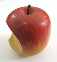 Лот: 10019120. Фото: 3. деревянное сувенирное яблоко. Сувениры, подарки