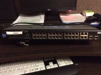Лот: 5635466. Фото: 2. Свитч 24 port 10/100 + 4 port... Сетевые устройства