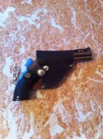 Лот: 6609874. Фото: 2. Зажигалка пистолет в кобуре. Новое... Сувениры, подарки