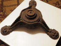 Лот: 21219553. Фото: 3. Чугунная опора для геридона или... Коллекционирование, моделизм