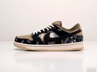 Лот: 16156467. Фото: 5. Кроссовки Nike SB Dunk Low x Travis...