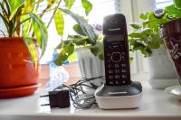 Лот: 7122250. Фото: 3. Радиотелефон Panasonic KX-TG1611RUW. Смартфоны, связь, навигация