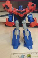 Лот: 18727006. Фото: 3. Трансформер Transformers Optimus... Дети растут
