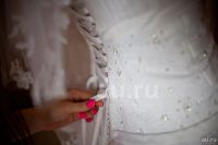 Лот: 19168565. Фото: 4. Свадебное платье 42-44 размер. Красноярск