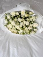 Лот: 24615284. Фото: 3. Шикарный букет из кустовых роз. Сувениры, подарки
