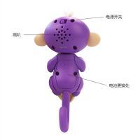 Лот: 10738039. Фото: 3. Интерактивная игрушка обезьянка... Сувениры, подарки