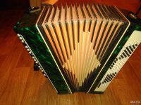 Лот: 9726436. Фото: 2. Гармонь, гармошка б\у в отличном... Музыкальные инструменты