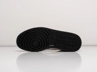 Лот: 18954681. Фото: 4. Кроссовки Nike Air Jordan 1 Mid. Красноярск