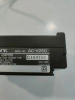 Лот: 20523968. Фото: 2. Зарядное устройство Sony AC-V25C. Аксессуары, расходные материалы