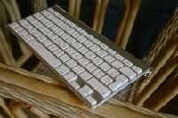 Лот: 8009887. Фото: 2. Беспроводная клавиатура Apple... Периферия