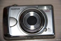 Лот: 9670121. Фото: 2. Цифровой фотоаппарат Fujifilm... Фотокамеры