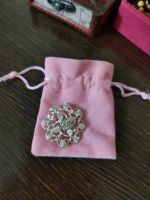 Лот: 16660475. Фото: 2. Красивая брошь. Ювелирные изделия, бижутерия, часы