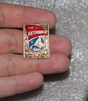 Лот: 25333142. Фото: 3. Значок: Норильский комбинат Активист... Коллекционирование, моделизм