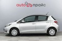 Лот: 23451469. Фото: 5. Toyota Vitz 2011