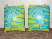 Лот: 2000919. Фото: 2. Нарукавники надувные зелёные. Игрушки