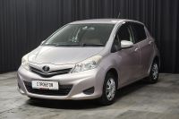 Лот: 24560883. Фото: 2. Toyota Vitz 2012. Авто, мото, водный транспорт