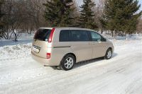 Лот: 2474869. Фото: 3. Toyota Isis 2004г. Минивэн 7 мест. Красноярск