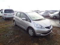 Лот: 3354634. Фото: 2. Honda Fit 2009 Без пробега Идеал. Авто, мото, водный транспорт