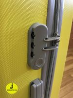 Лот: 15506806. Фото: 5. Ударопрочный желтый чемодан -...